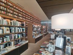 -茑屋书店(天目里店)