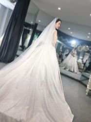 点击看大图 -艾米丽婚纱礼服