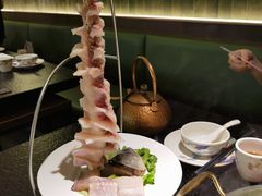 -得意咚瓜·顺德鱼生·冬瓜火锅(深圳首店)