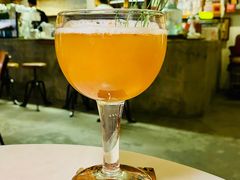 -巴浪鱼咖啡馆 Local Fish