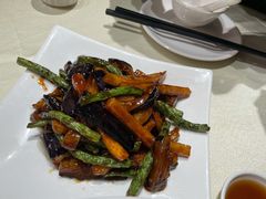 地三鲜-阿莉餐厅(枣阳路店)