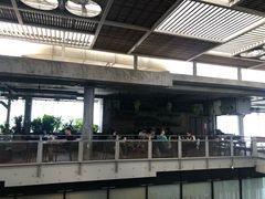 -ROAST coffee & eatery