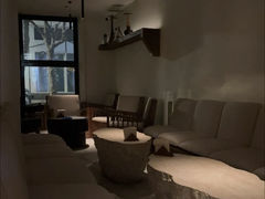 -Hideout Hookah Lounge·隐觅地