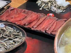 -果松木炭酸菜铜火锅·外婆参鸡汤