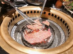 -山川小町·极番烧肉(新地假日广场店)