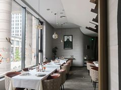 -斯普汇生蚝牛排馆(中骏世界城店)