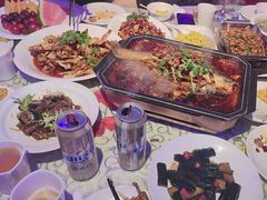 -巴特餐饮6加1音乐餐吧·新疆菜