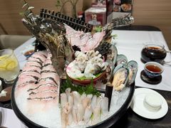 -红鼎豆捞·非遗鲍皇汤火锅(宝丰路店)