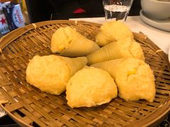 新鲜玉米粑粑-院8里·小聚园老川菜(九眼桥店)