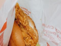 -麦当劳(中唱大厦店)