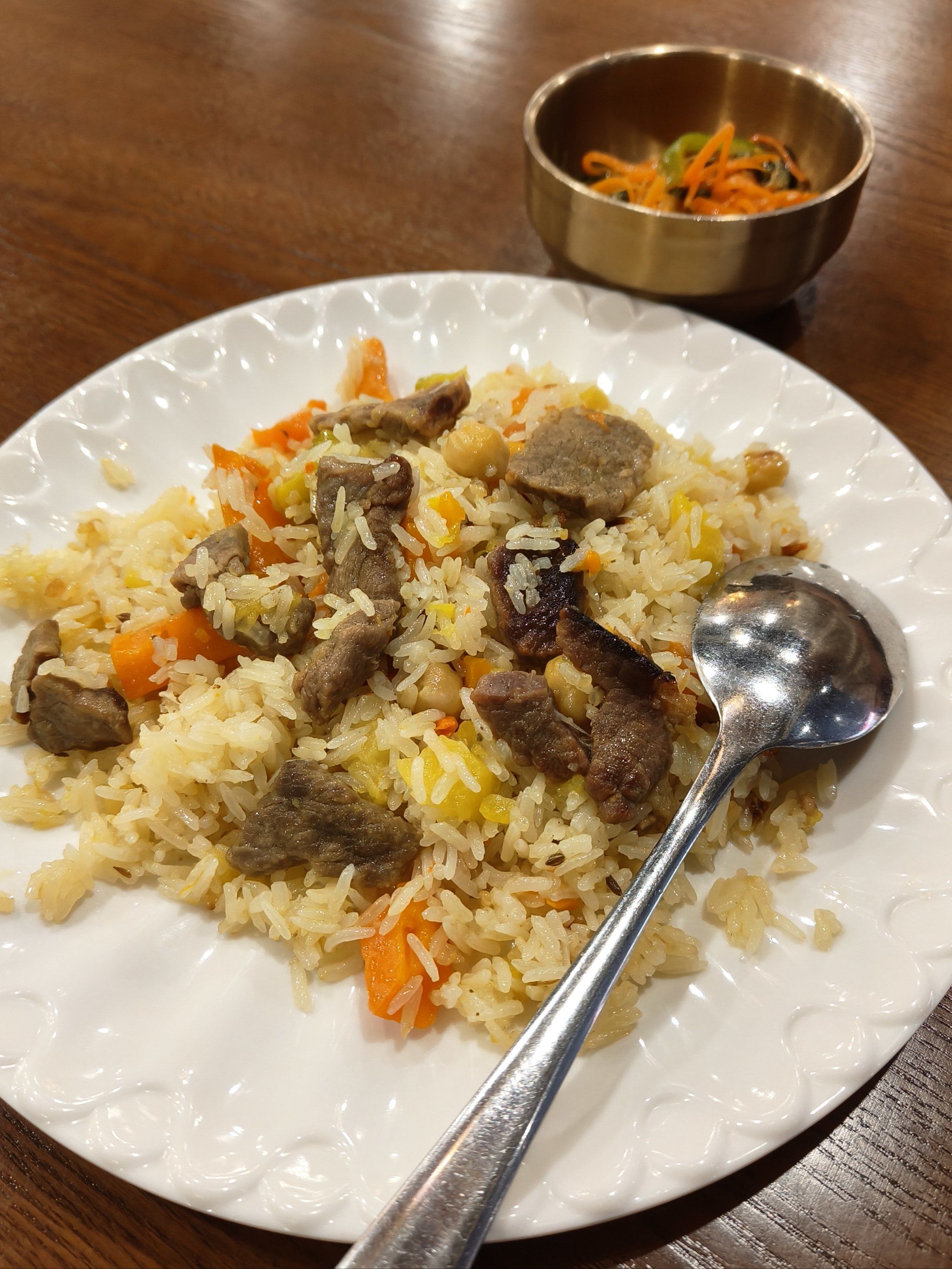 手抓饭!新疆最伟大的发明!