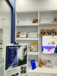 -靓芙泉专研痘痘肌