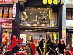 -BHC炸鸡(明洞总店)