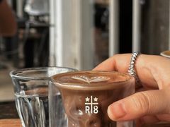 -Roast8ry Coffee Lab
