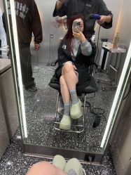 -Tloml salon