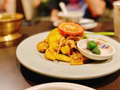 越式盐焗麻油鸡-大头虾越式风味餐厅(光明广场店)