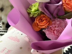 -何兮花店·气球派对鲜花店(马桥银春路万科城店)