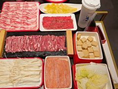 -渝水岸·鲜货火锅(新村7店)