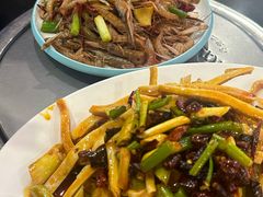 -瑞杰烧烤店·24小时营业(山东路店)