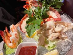 海鲜拼盘-Wolfgang’s Steakhouse 沃夫冈牛排馆(上海白玉兰广场店)