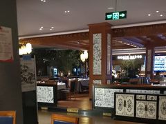 -八府香鸭·啫啫煲(华山路店)