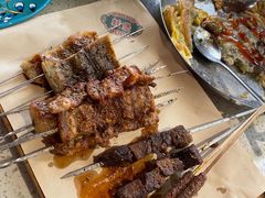 -蚝堡·生蚝海鲜烧烤物种起源•海肠捞饭(刘公岛店)