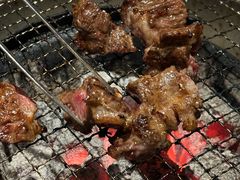 -山川小町·极番烧肉(新地假日广场店)