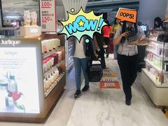 -日上免税店(三径路t3店)