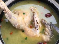 -云河农家乐饭店(福禄缘树山店)