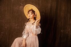-onlygirl摄影美学馆高端定制(江滩店)
