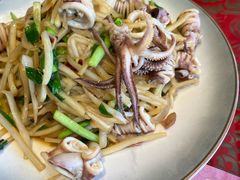 白菜炒管蛸-鱼满舱·鲜活海鲜·正宗鲁菜