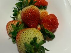 -雍容荟活帝王蟹活龙虾自助(苏宁旗舰店)