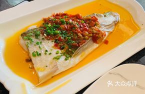 Steamed White Silky Fish with Chopped Chili