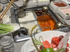 -海底捞火锅(高新万达店)