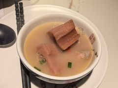 -绿茶餐厅(龙井船宴· 品牌总店)