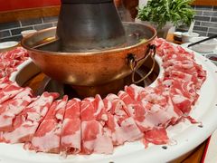 特色经典羔羊肉-乐宴·老北京铜火锅(桂庙店)