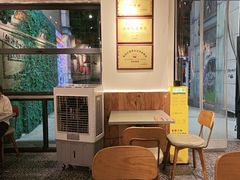 -覃肥叔桂林米粉(粮道街店)