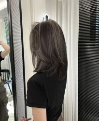 -变画·发型STUDIO