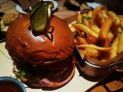 和牛汉堡-THE CANNERY&JUJU 新鲜海鲜·牛排美食酒廊