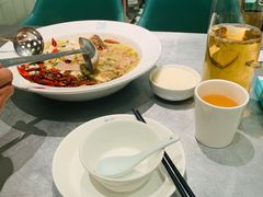 -姚姚酸菜鱼·金戈戈香港豉油鸡(喜荟城联名店)