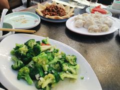 -李记饺子·熏酱东北菜(欢乐谷店)