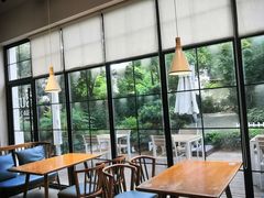 靠窗位-苏小柳手作点心(控江旭辉分院)