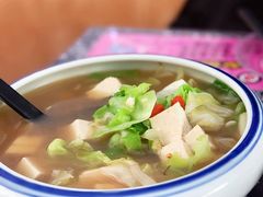-八两八金·莱芜特色炒鸡(市南漳浦路店)