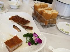-名苑皇宫酒家(来魅力壁画村店)