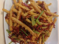 -霄汉牛三鲜湖北砂锅菜(万松园2店)