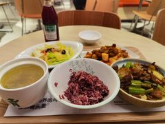 -老乡鸡(上海白玉兰广场店)