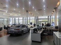 -杭州中升之星奔驰4S店(滨江店)