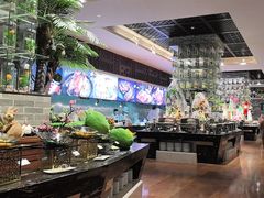 -三英温泉度假酒店-自助餐厅