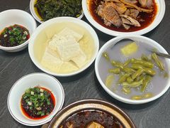 川味烤鸭-土桥手掌鸡·26年灌县老味道(都江堰店)