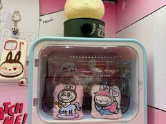 -泡泡玛特POPMART(蓝色港湾店)